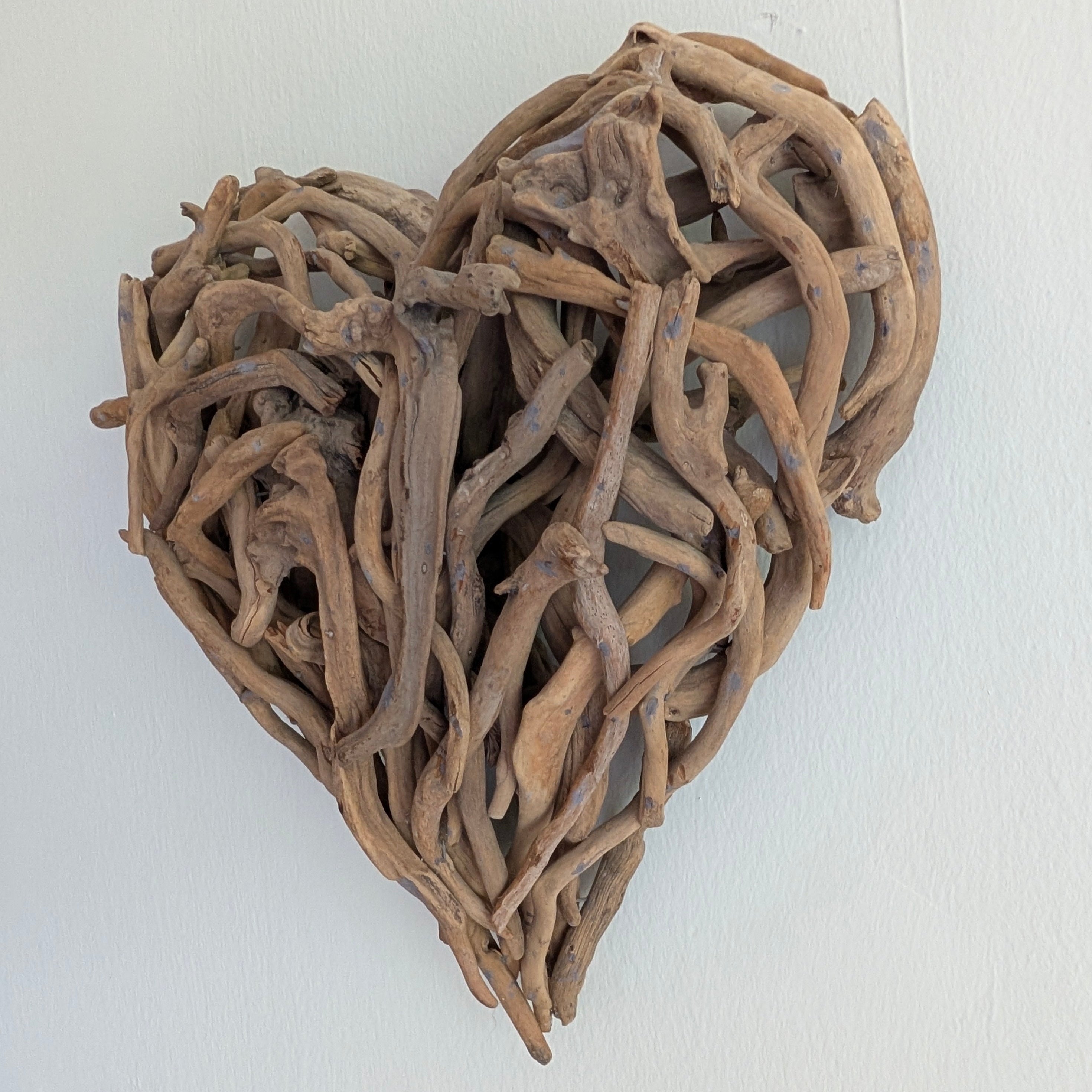 Handcrafted Driftwood Heart Wall Sculpture – Natural Coastal Art